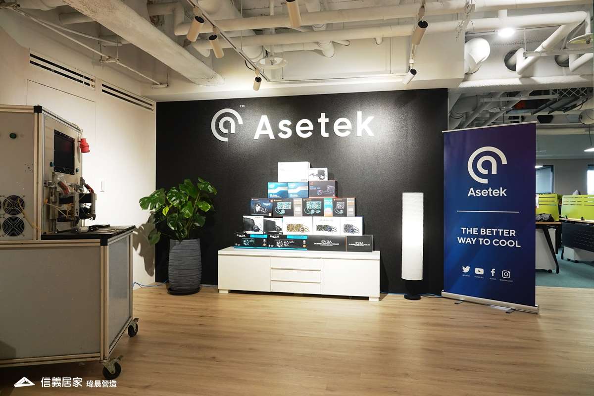 白色辦公室室內裝潢設計，包括展示櫃裝潢圖片