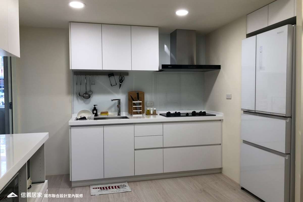 白色廚房室內裝潢設計，包括流理台裝潢圖片