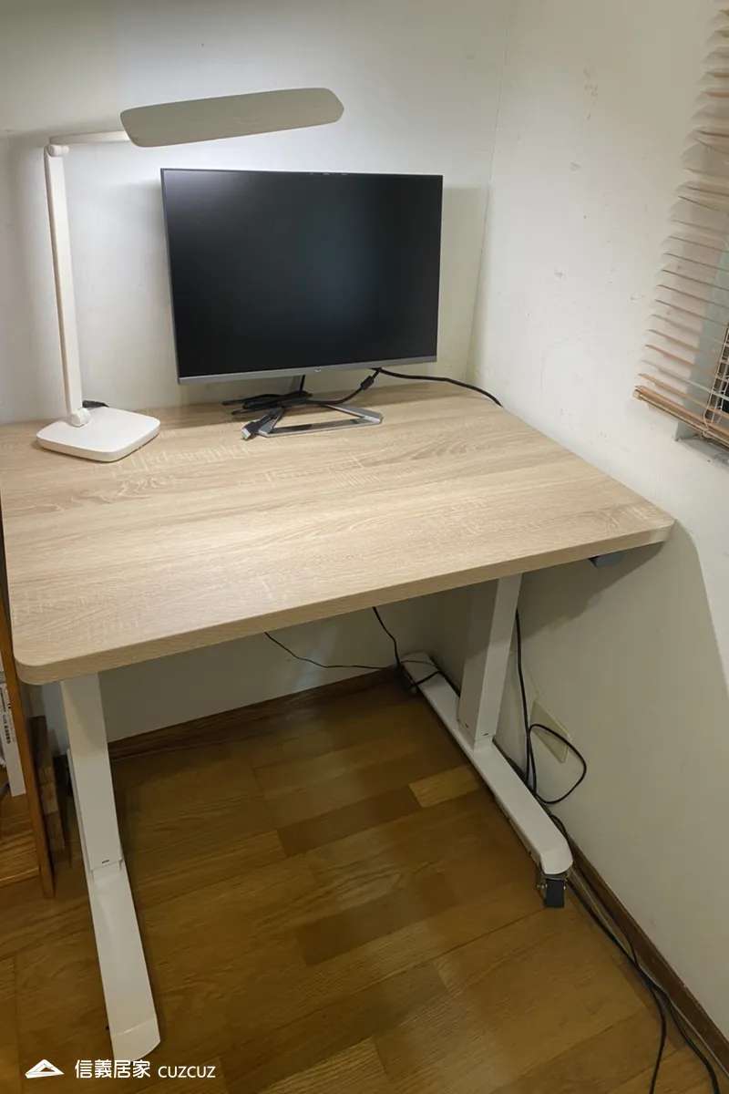 雙柱白色桌腳升降桌+北美原橡桌板