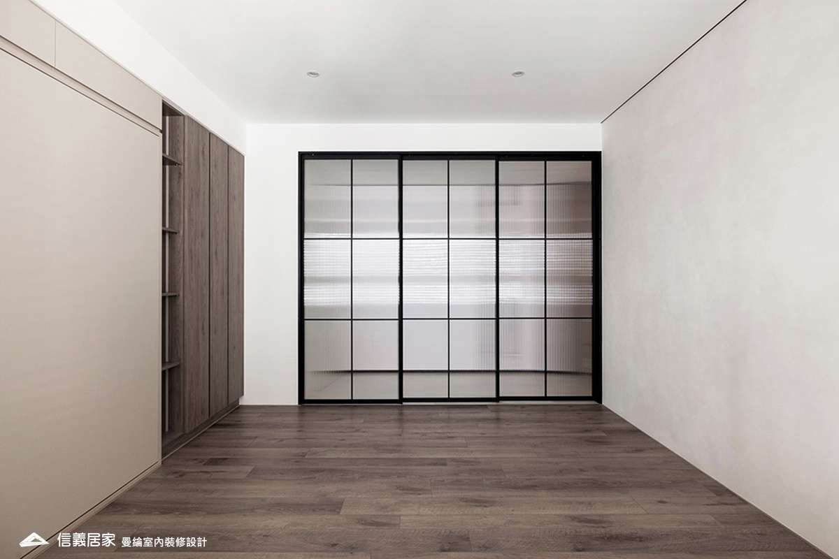 多功能房-1-大理石 大板磚 烤漆 藝術漆 鍍鈦飾條 明鏡