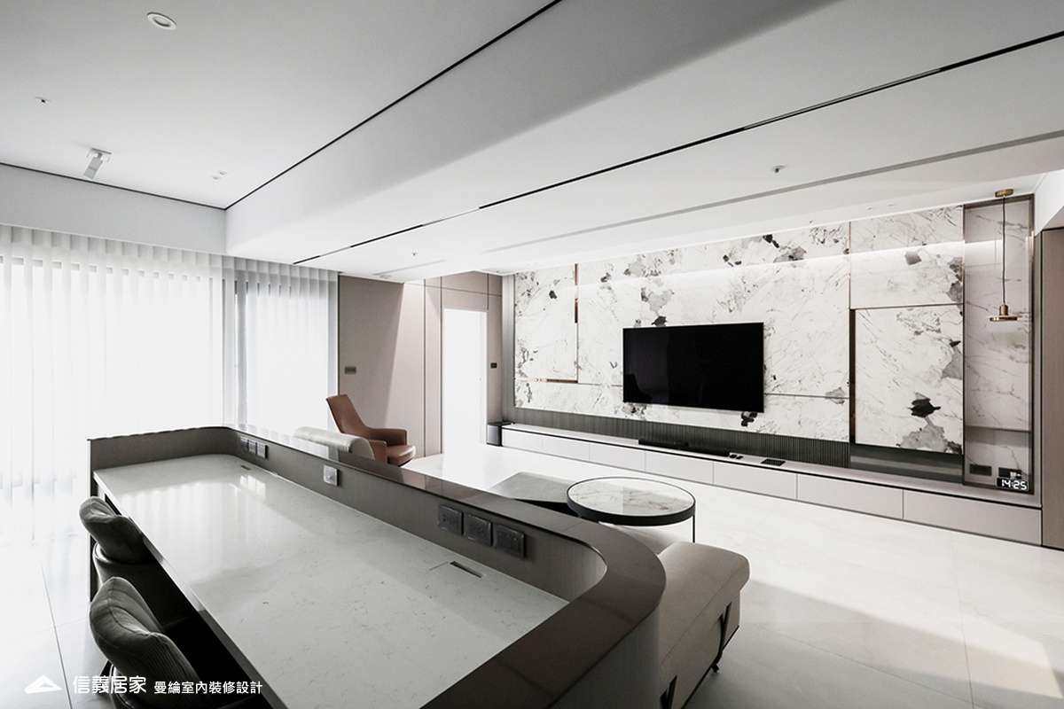 客廳-2-大理石 大板磚 烤漆 藝術漆 鍍鈦飾條 明鏡