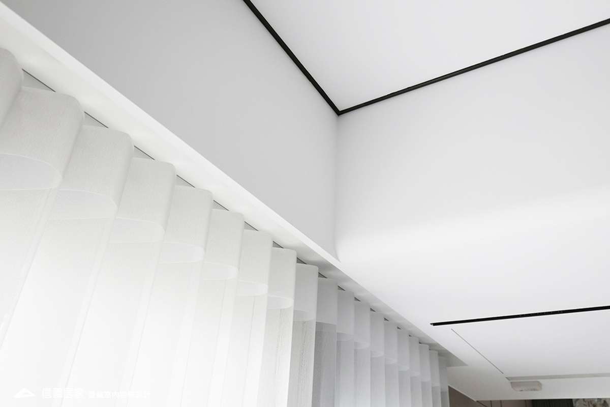 局部-3-大理石 大板磚 烤漆 藝術漆 鍍鈦飾條 明鏡