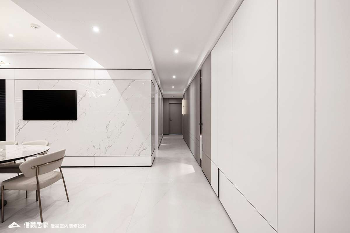 廊道-1-大理石 大板磚 烤漆 藝術漆 鍍鈦飾條 明鏡