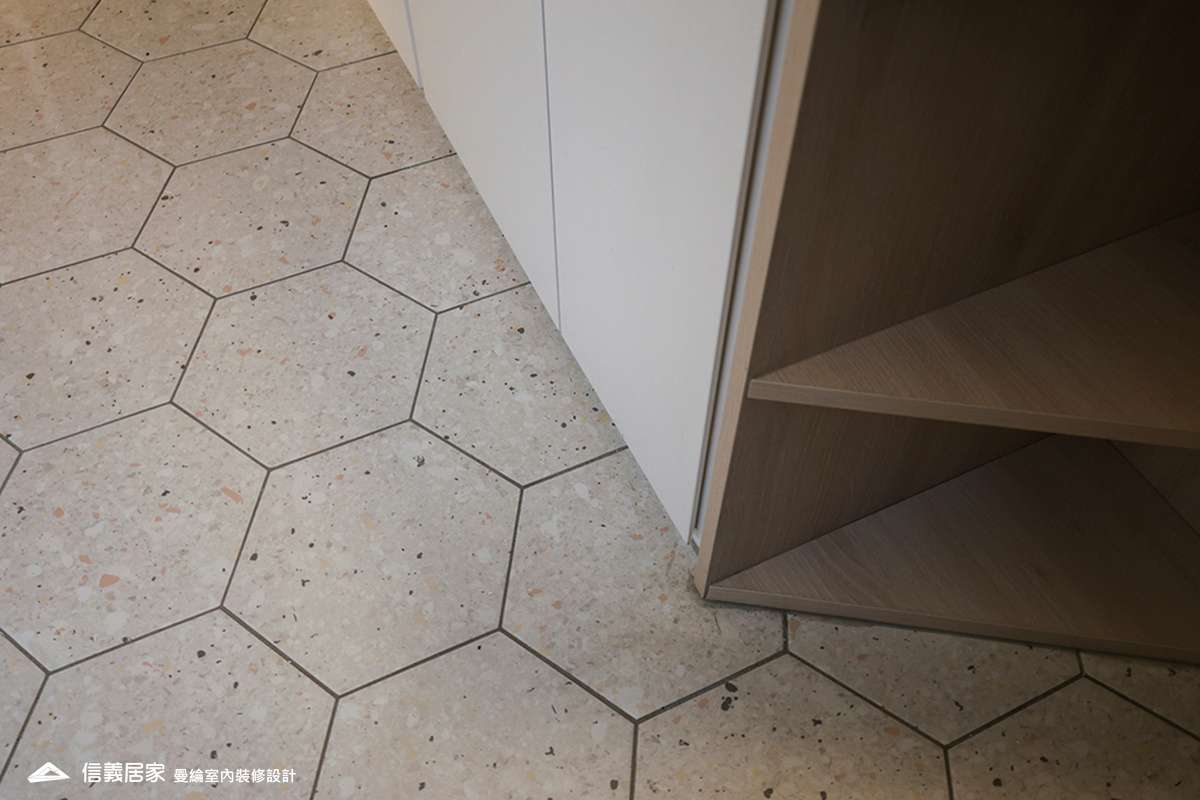 局部-1貓洞 藝術漆 烤漆玻璃 壁燈 進口五金把手 花磚