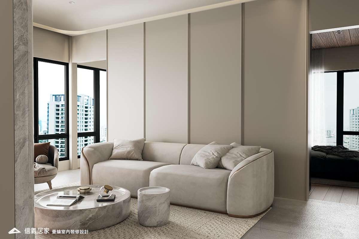 客廳-4-退休宅 輕奢風 大板磚 鍍鈦飾條 格柵 美術吊燈