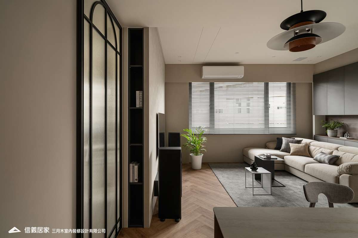 智能透天宅_客廳2_弧形拉門