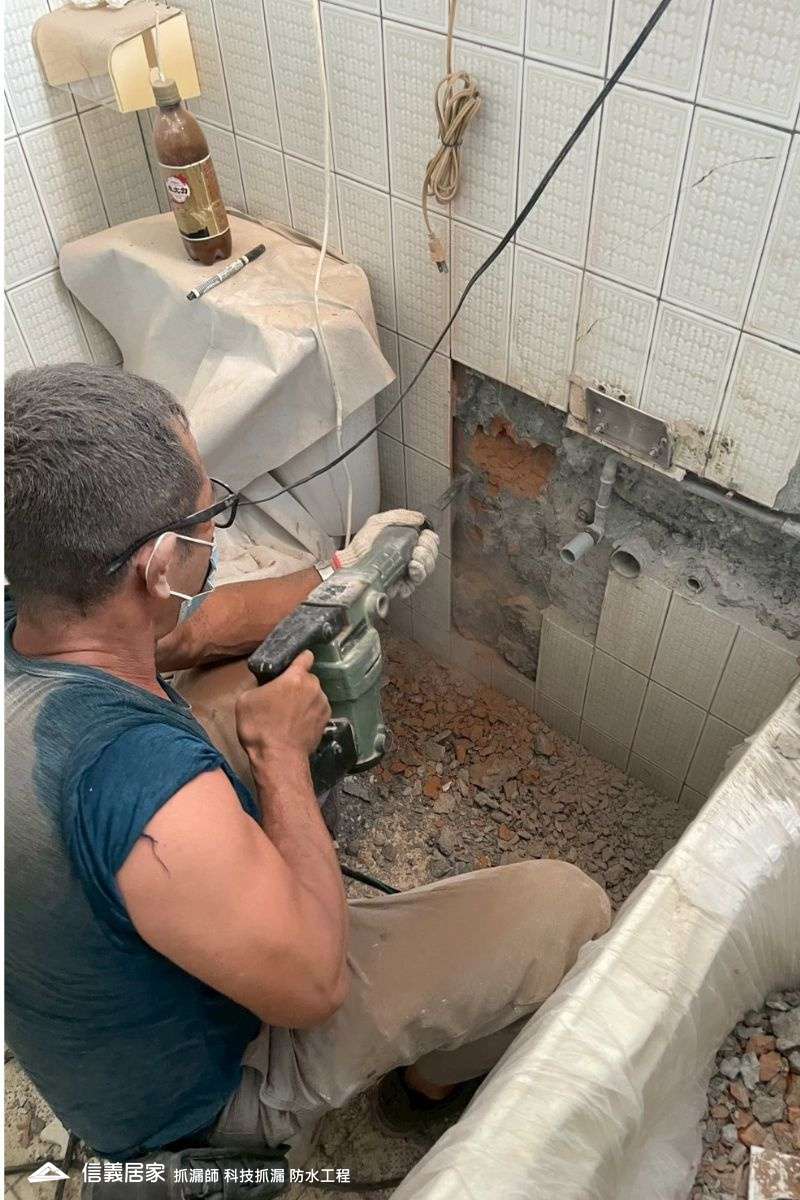 2住宅冷水管全面施工，舊屋改管作業，全室冷水管重新佈線，提升水壓穩定與用水效率