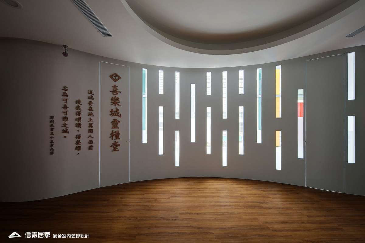 1.公共空間_軌道燈_吸頂燈_壁紙