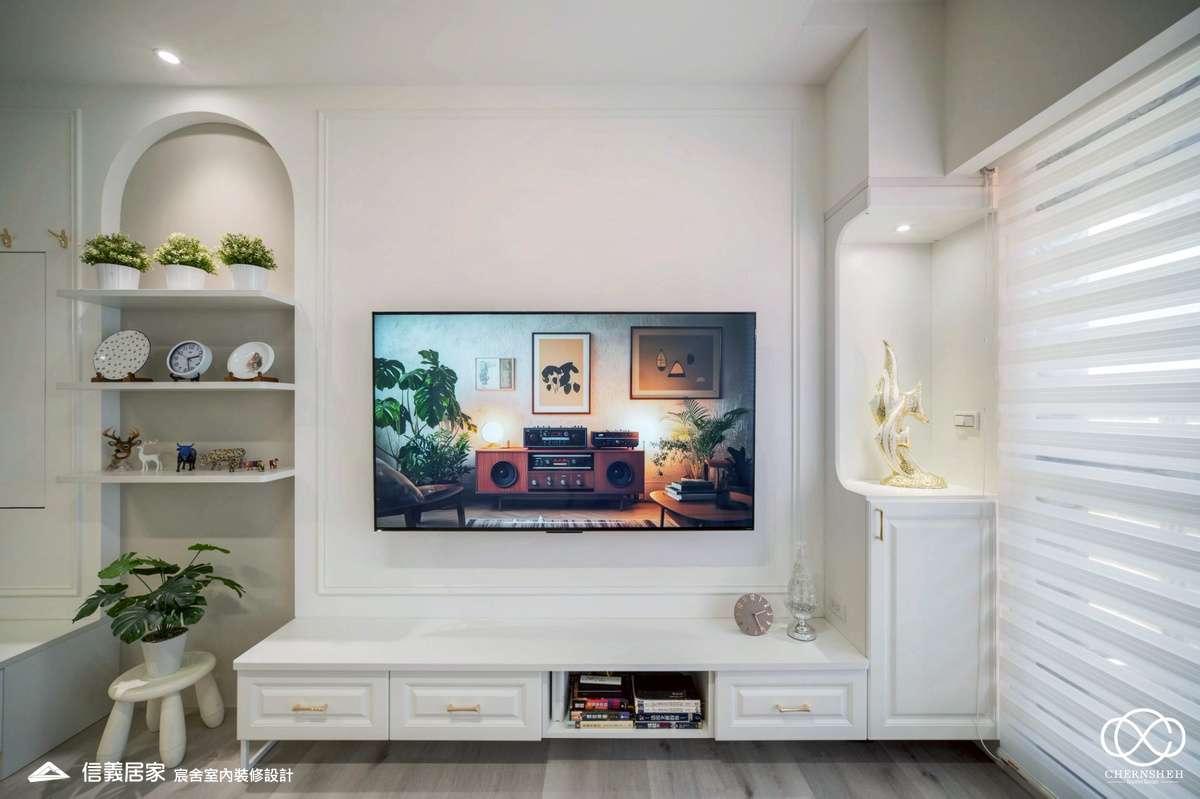 5.客廳_古典風_系統櫃_百葉窗_白色_米色_奶茶色_2房