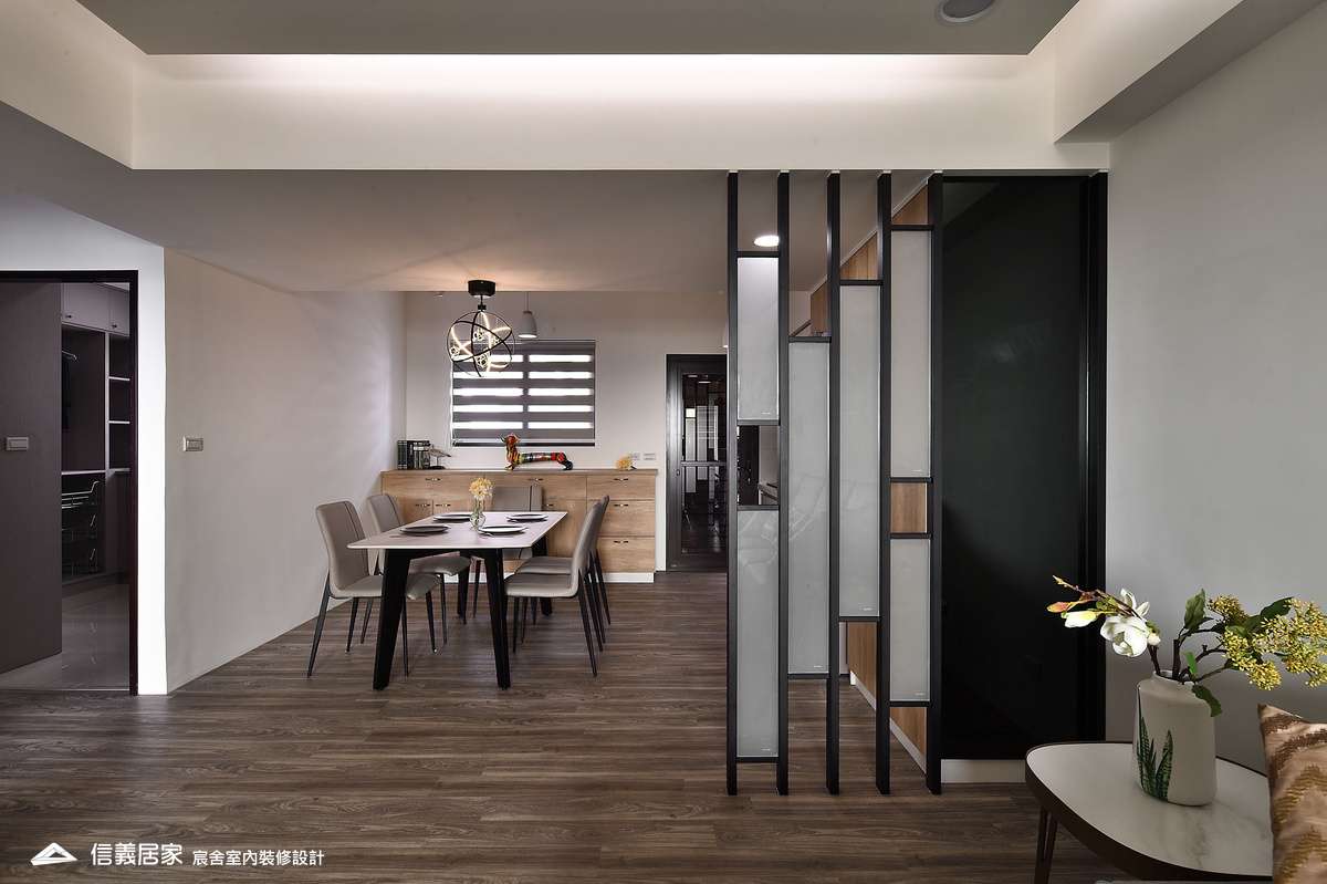 1.客廳_廚房_系統櫃_鐵件_大理石板磚_線板