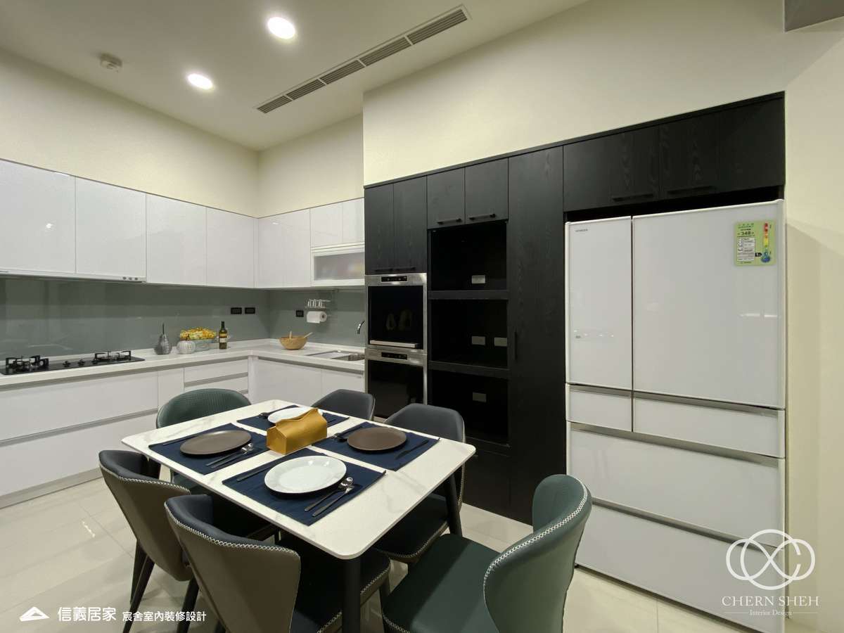 11.餐廳_大理石_大理石電視牆_灰色_玻璃推拉門_輕奢風