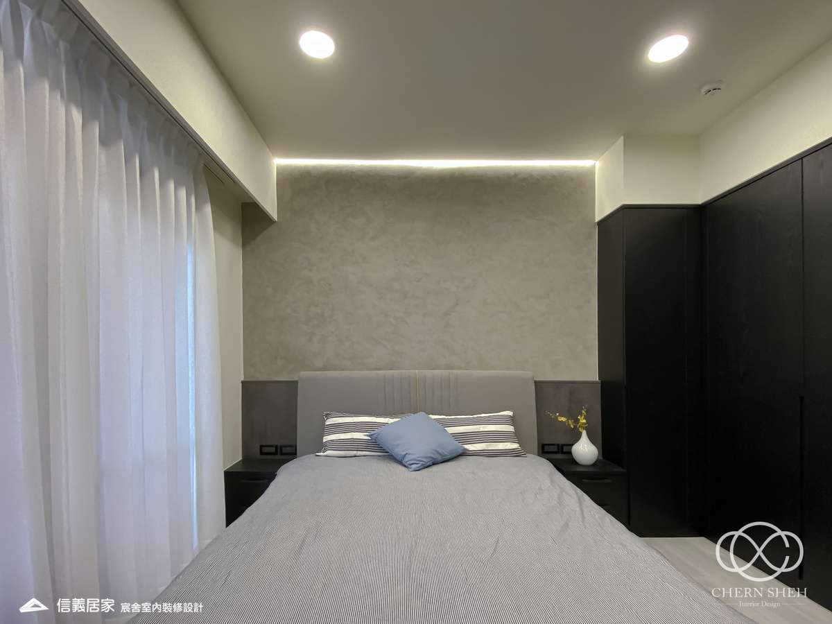 12.臥室_系統櫃_灰色_黑色_特殊漆_玻璃推拉門_輕奢風