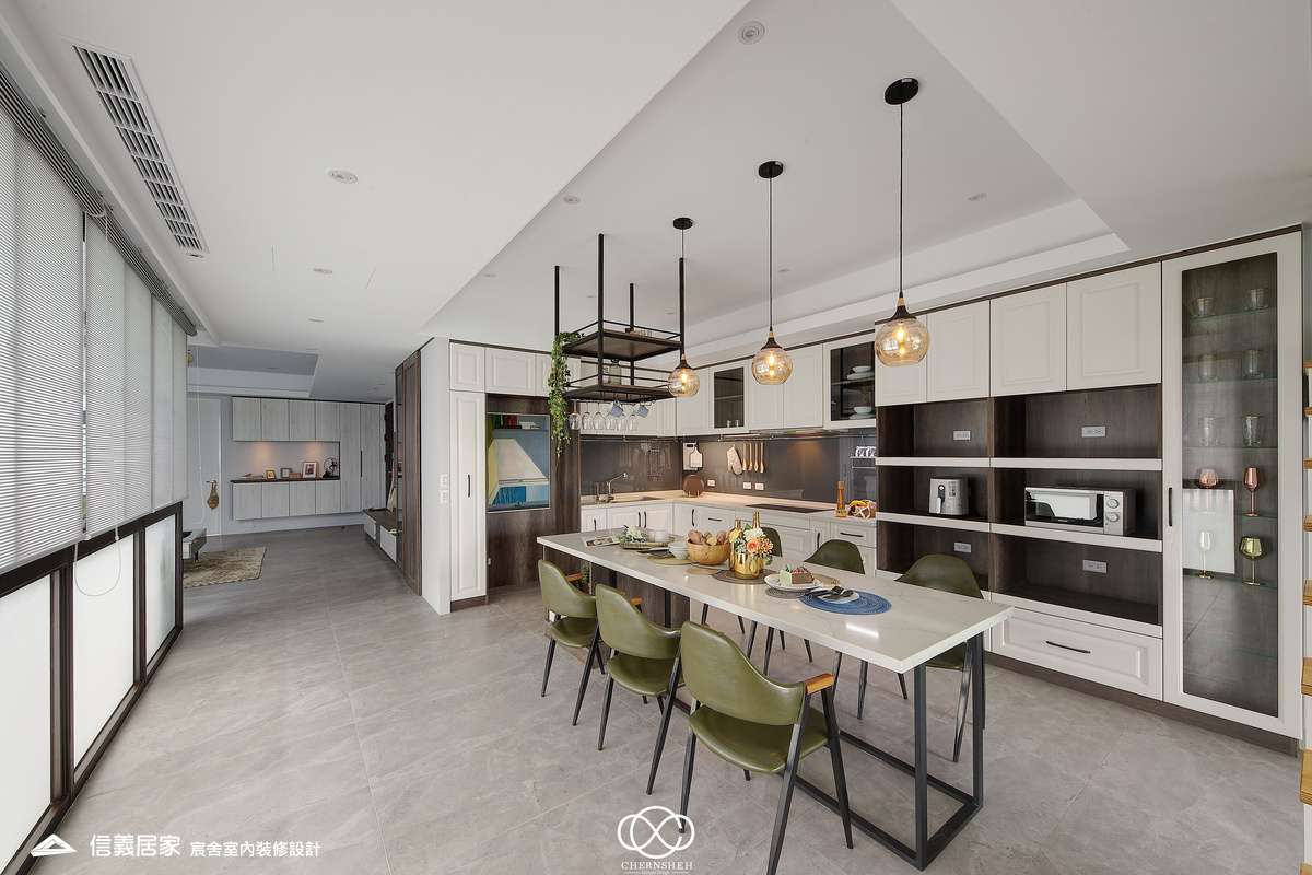0.開放式廚房_混搭風_走廊_天井_系統櫃_吊燈_白色_咖啡色_4房以上_翻新