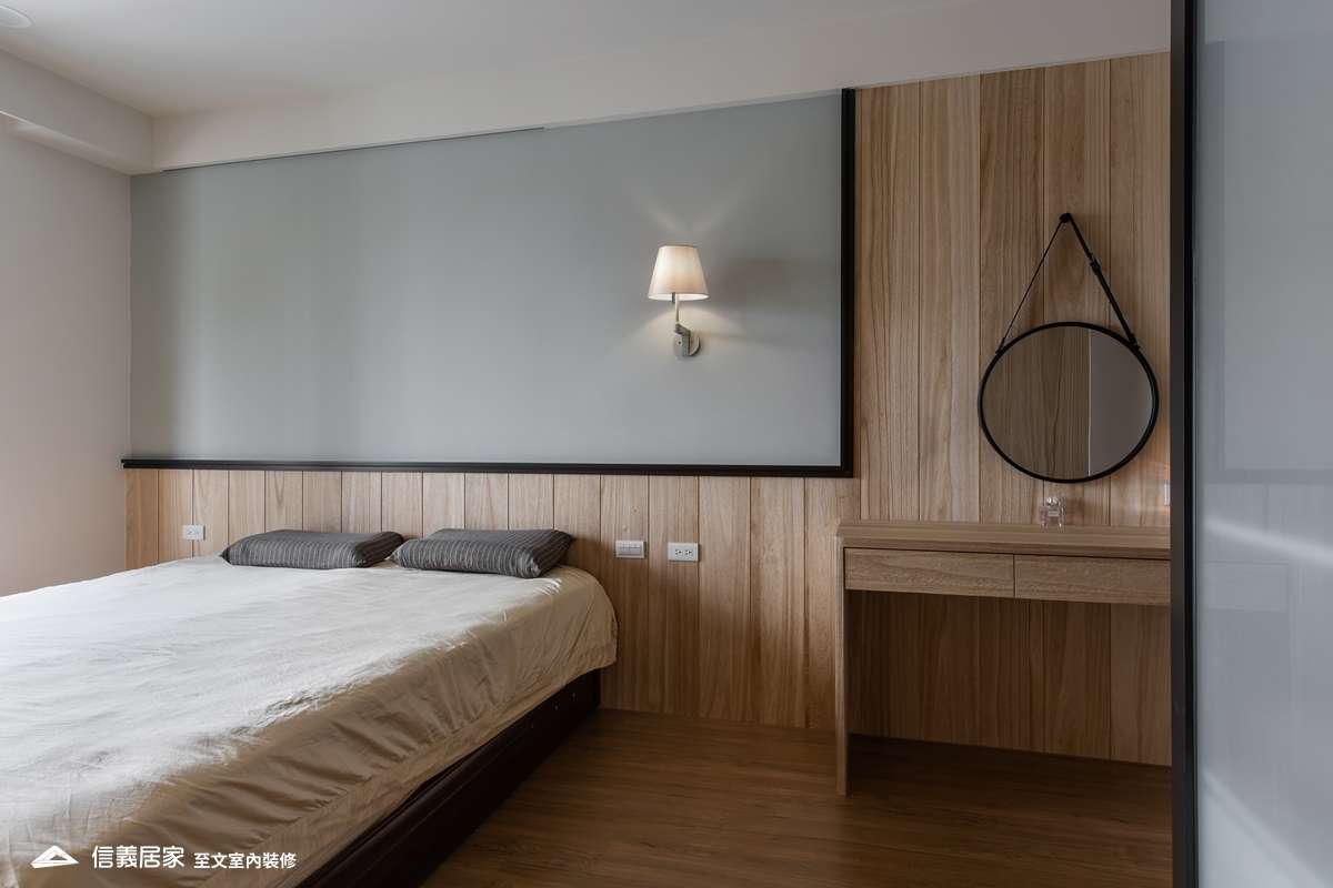 米色臥室室內裝潢設計，包括床、床頭主牆、書桌裝潢圖片