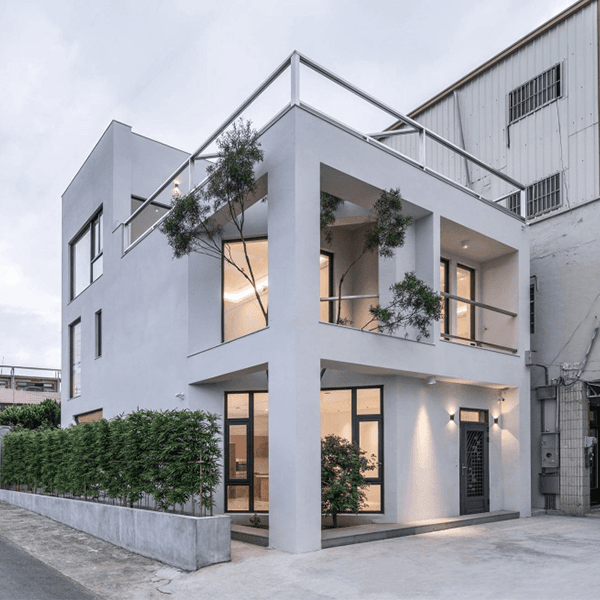 自地自建