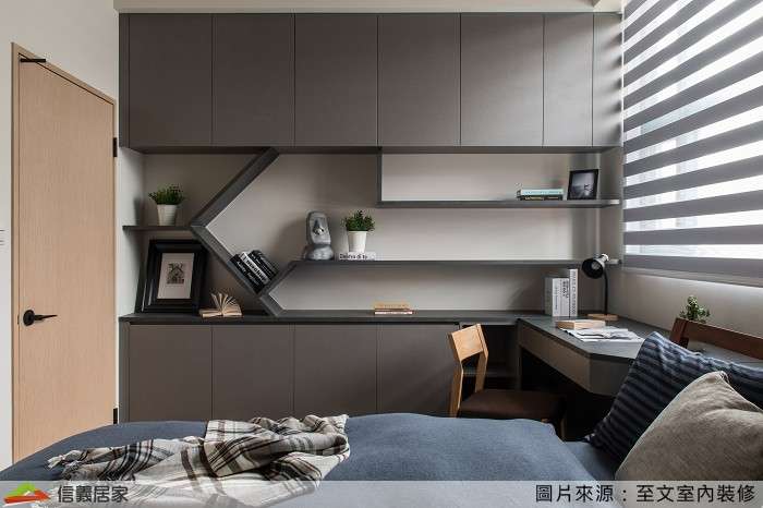 米色臥室室內裝潢設計，包括床、展示櫃、百葉窗裝潢圖片