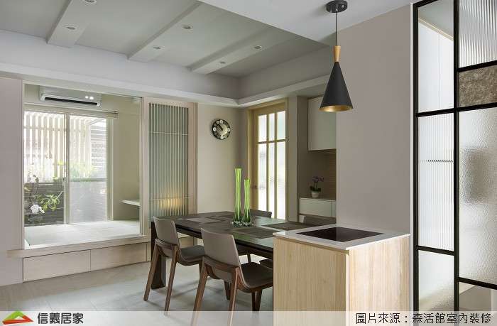 米色餐廳,米色和室室內裝潢設計，包括餐桌、餐椅、隔屏裝潢圖片