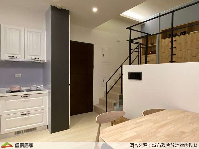 白色玄關室內裝潢設計，包括餐桌、樓梯裝潢圖片