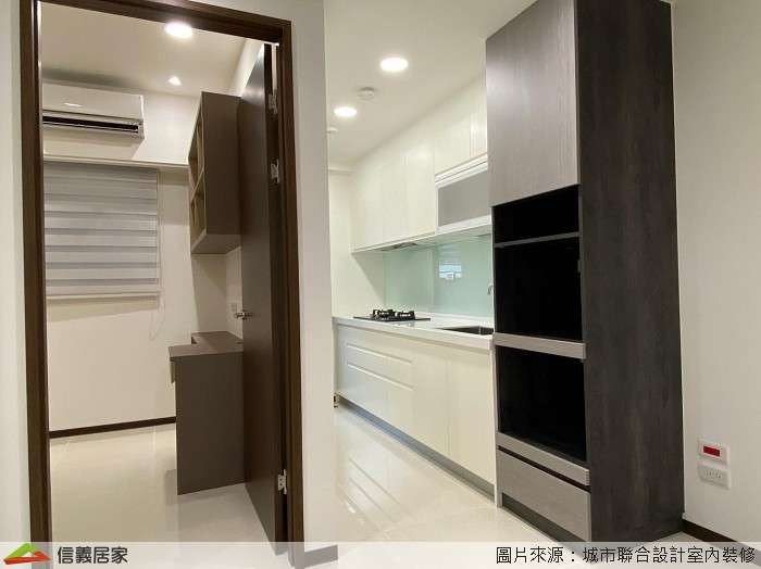 白色臥室,白色廚房室內裝潢設計，包括收納櫃、流理台、置物櫃裝潢圖片