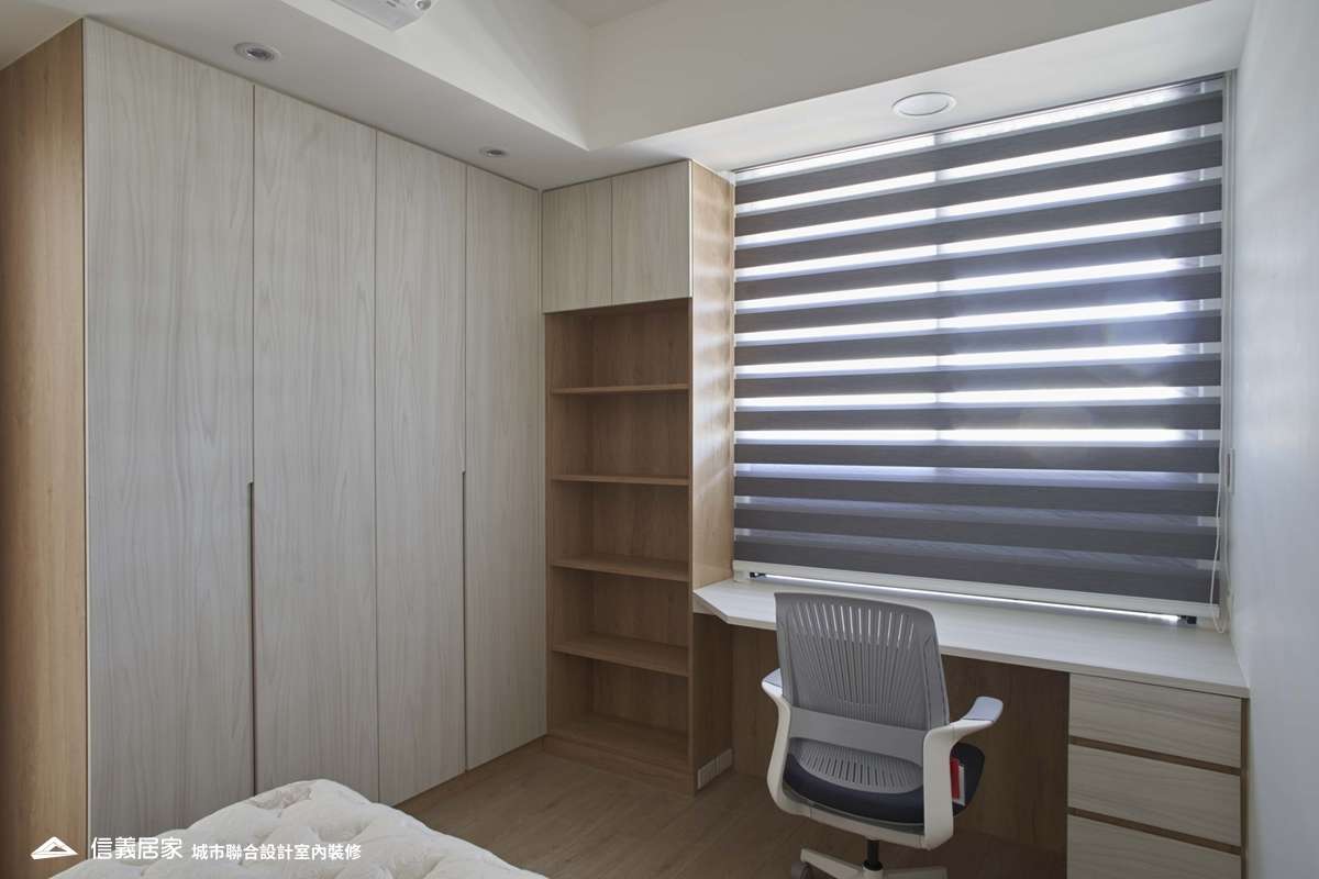白色臥室室內裝潢設計，包括收納櫃、椅子、書桌、書櫃裝潢圖片
