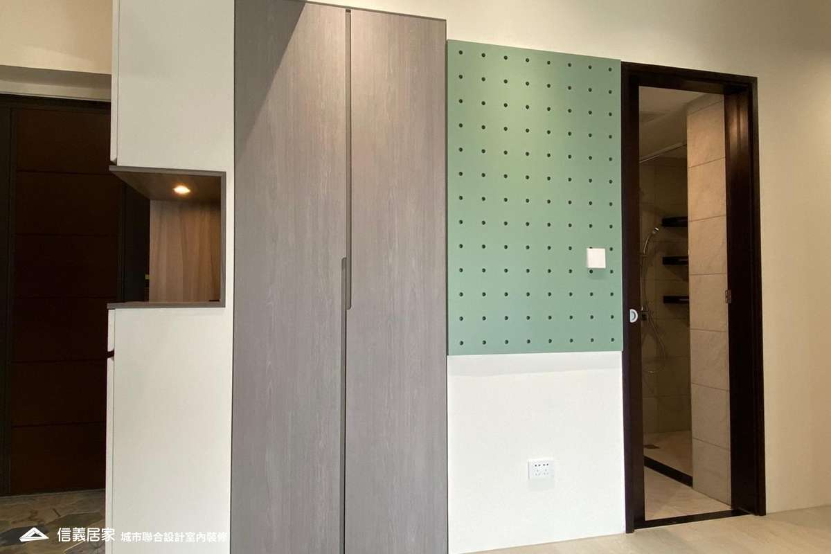 白色走道室內裝潢設計，包括收納櫃、置物櫃裝潢圖片