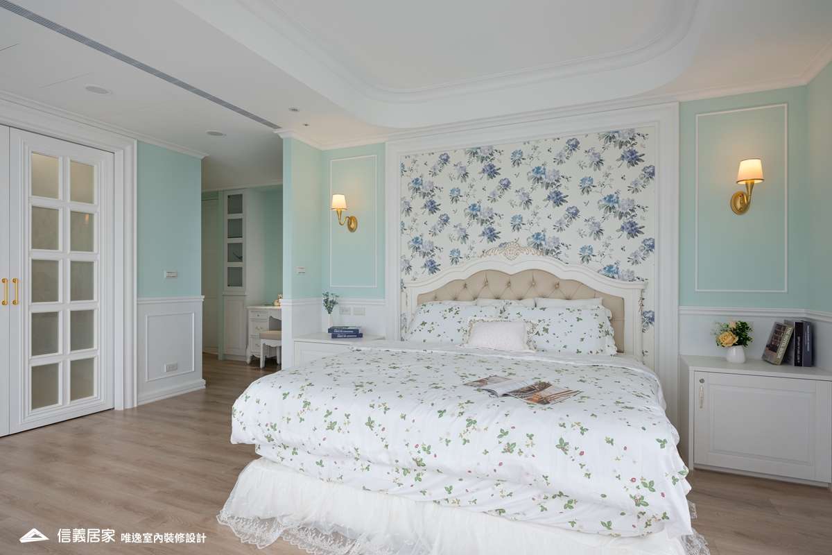 綠色臥室室內裝潢設計，包括床裝潢圖片