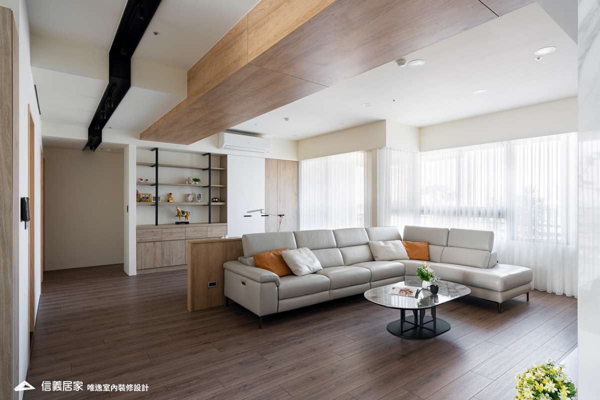 米色客廳室內裝潢設計，包括L型沙發裝潢圖片