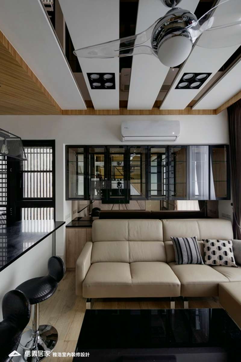 白色客廳室內裝潢設計，包括沙發裝潢圖片
