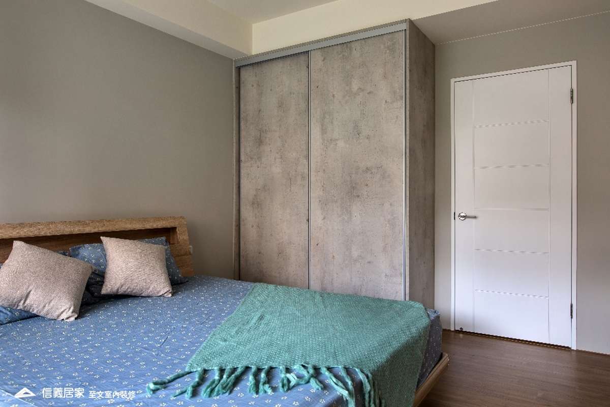 灰色臥室室內裝潢設計，包括床、收納櫃裝潢圖片